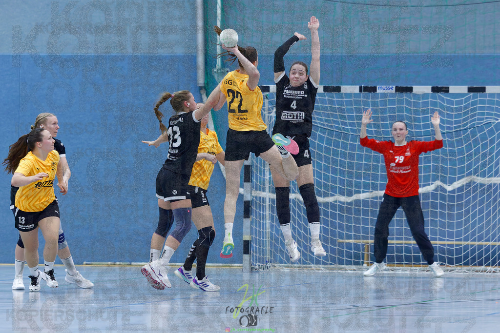 Handball Frauen Oberliga Mitte, HSG Eibelshausen/Ewersbach - HSG Lumdatal | Handball Frauen Oberliga Mitte, HSG Eibelshausen/Ewersbach - HSG Lumdatal am 21.02.2026 in Dietzhölztal-Steinbrücken (Sporthalle am Hammerweiher)Photo © 2026 - Jörg Heinrich - Realisiert mit Pictrs.com