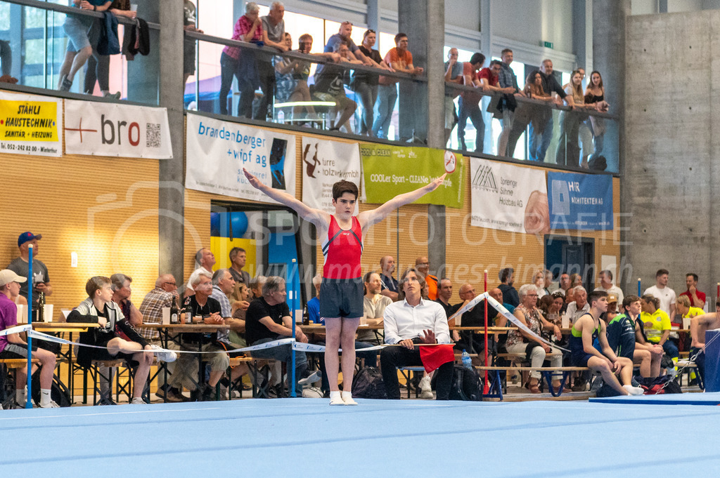 104. Zürcher Kunstturnertage Neftenbach - 14. May 2022 | 104. Zürcher Kunstturnertage Neftenbach
Turnhalle Ebni, Neftenbach
Programm 6 (P6)
Bild: Sportfotografie Markus Aeschimann | www.markus-aeschimann.ch - Realisiert mit Pictrs.com