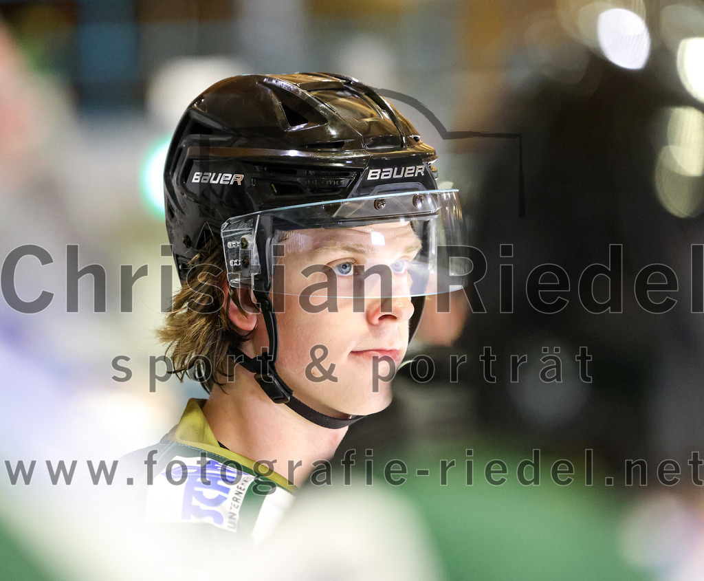 2022-09-09_106_TSV_Erding_gegen_Deggendorfer_SC | Erding, Deutschland, 09.09.2022:
Eishockey, Bayernliga 2022 / 2023, Testspiel, TSV Erding gegen Deggendorfer SC, Endergebnis: 2:5

Foto: Christian Riedel / fotografie-riedel.net