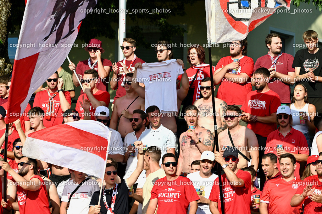 ATUS Velden vs. GAK | Besucher Stadion Lind, GAK Fans, ATUS Velden vs. GAK, ATUS Velden vs. GAK am 26.07.2024 in Villach (Stadion Lind), Austria, (Photo by Bernd Stefan)