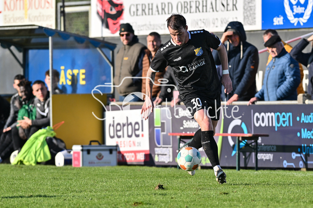 FC Pipinsried - TSV 1861 Nördlingen | am Ball Nico KARGER (FCP #30)