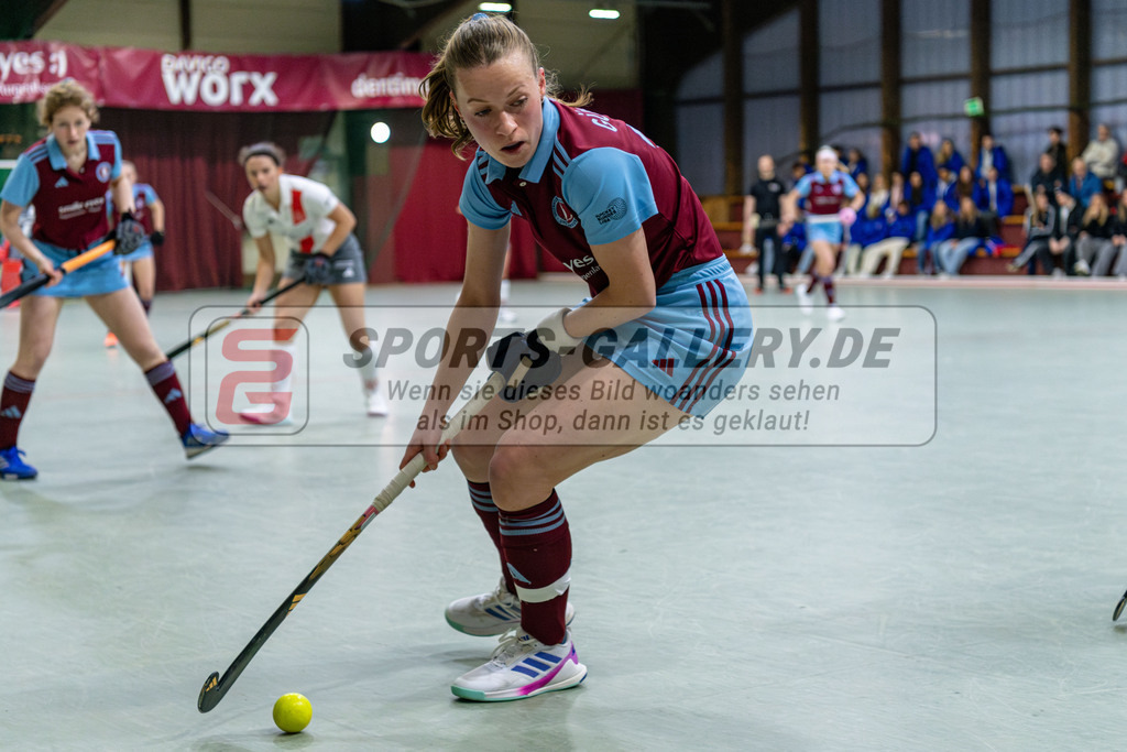 SM_2025-01-10_D85_-302 | 1.Bundesliga Hallenhockey  (W) UHC - DCADA  / 2:8 (0:2)