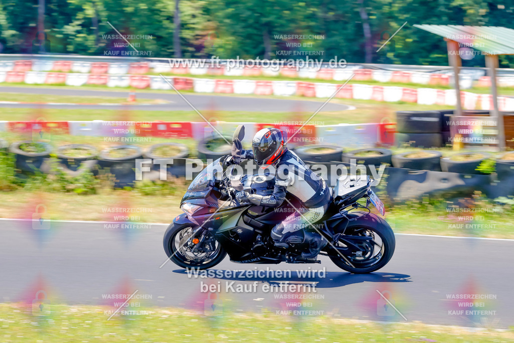_MOT9467 | Hier findet Ihr Bilder von Touristenfahrten auf der Nürburgring Nordschleife oder von anderen Veranstaltungen die ich besucht habe. Viel Spass beim Durch Schauen 