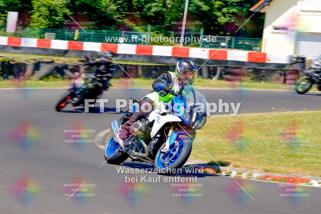 _MOT9494 | Hier findet Ihr Bilder von Touristenfahrten auf der Nürburgring Nordschleife oder von anderen Veranstaltungen die ich besucht habe. Viel Spass beim Durch Schauen 