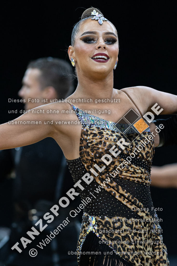 20230226-13181 | Hier finden Sie Tanz Bilder vom Latein und Standard Formationen tanzen. Sportbilder vom Tanzsport. Schöne Fotos und von Weltmeisterschaft, Europameisterschaft, Bundesliga, Regionalliga, Oberliga und Landesliga sowie von GOC Stuttgart, DanceComp, WM Bremen