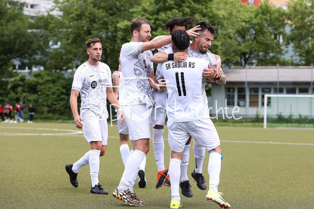 SK Srbija München - TSV 1895 Teisendorf | Jubel nach 1-1