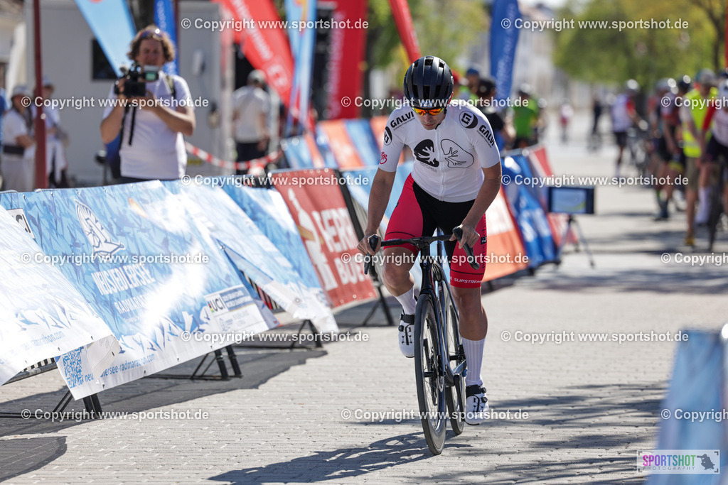 VJ__5318 | Neusiedlersee Radmarathon 2026@sportshot_your_pictrs #yourpictures#roadtowm2029 #nrm #neusiedlerseeradmarathon #neusiedlersee #neusiedlerseetourismus #burgenland #mörbisch #nrm26 #burgenlandtourismus #voglundco #poweredbyburgenlandtourismus #radsport #rad #marathon #ucigranfondo #visitburgenland #ucigranfondoworldseries