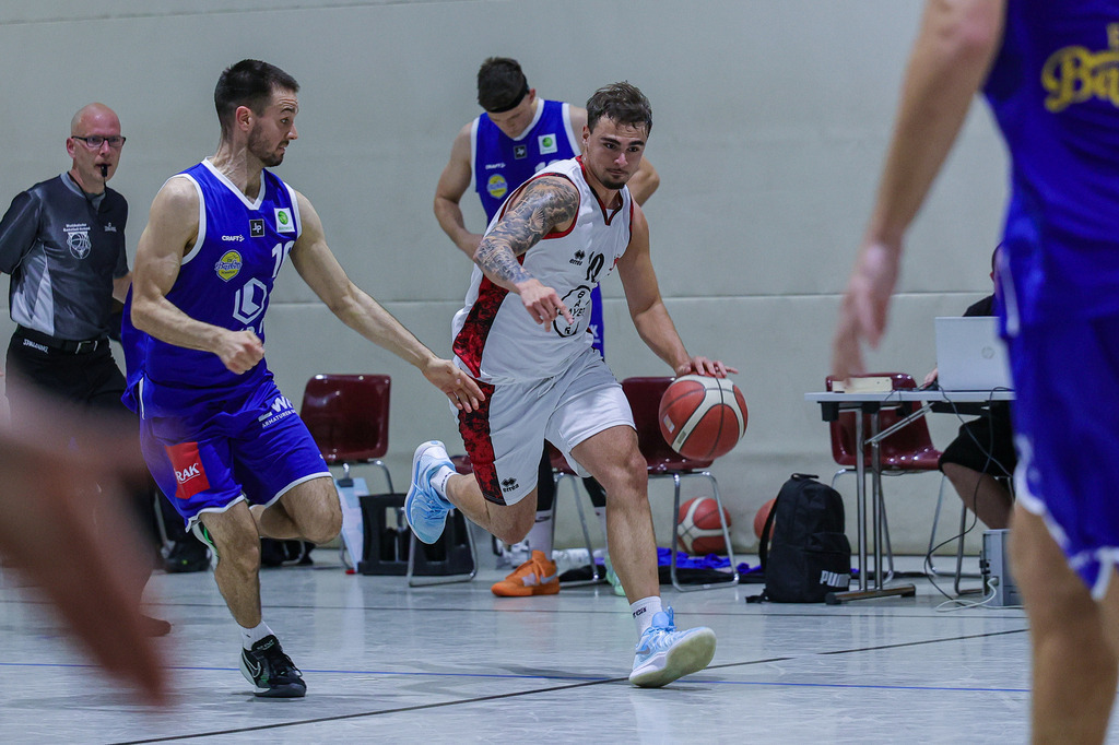 Regio Test BAYER GIANTS vs EN Baskets Schwelm-60 | Fotos von Basketballspielen aus dem Raum NRW fotografiert von Gero Mueller-Laschet und Daniel Schaefer - Realisiert mit Pictrs.com