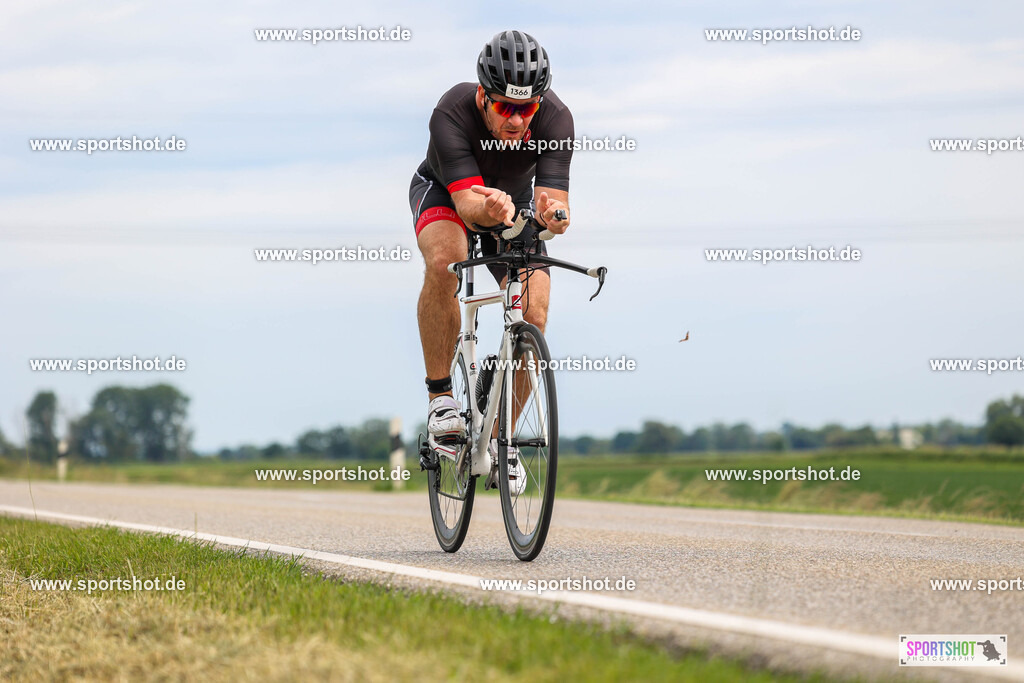 BR8A5064 | Stadttriathlon Erding 2025. #yourpictrs #sportshot_your_pictrs @Sportshotphotography #stadttriathlonerding Copyright: www.sportshot.de