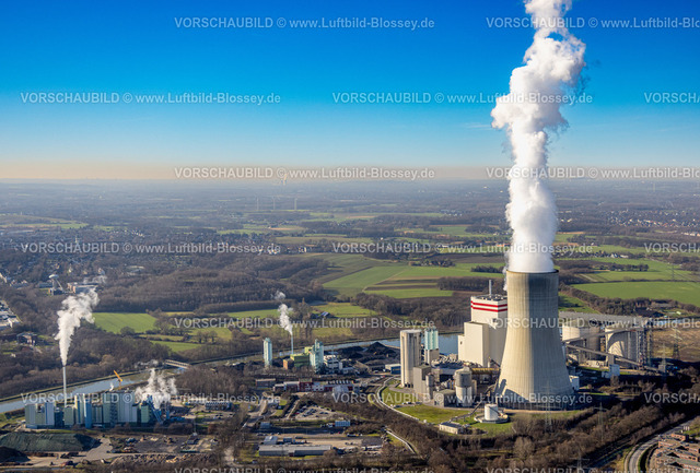 Luenen230204197 | Luftbild, Trianel Kohlekraftwerk Lünen, Remondis Werksgelände, Kühlturm Lünen Stummhafen mit Dampfwolke, am Datteln-Hamm-Kanal, Lippholthausen, Lünen, Ruhrgebiet, Nordrhein-Westfalen, Deutschland