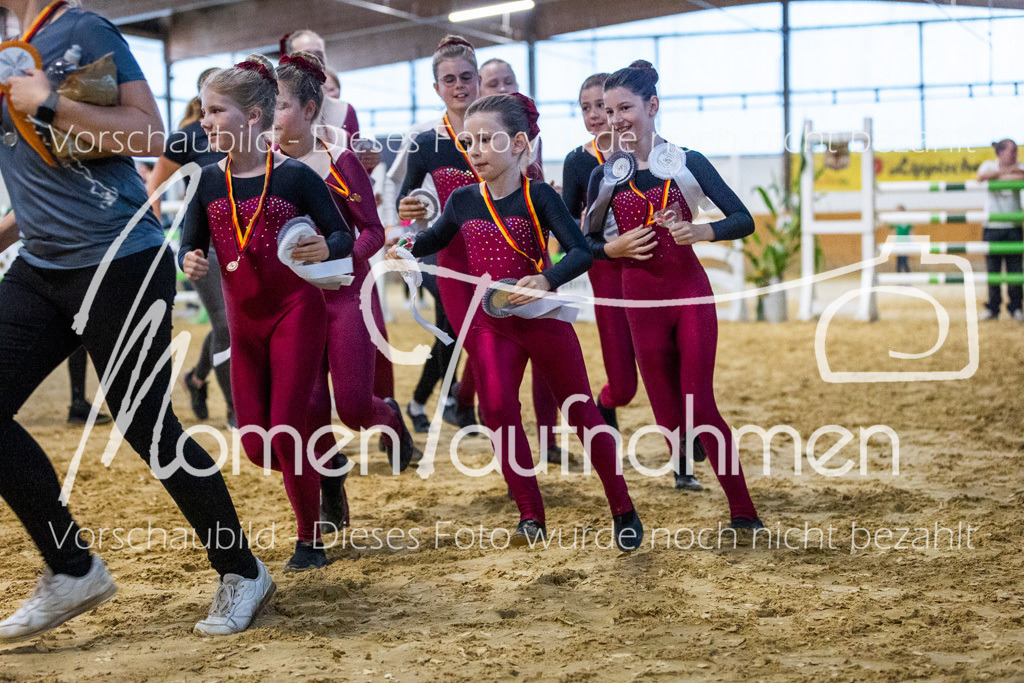 Platzierung5+6+7+NS-027 | MomenTaufnahmen Pferdesportfotos