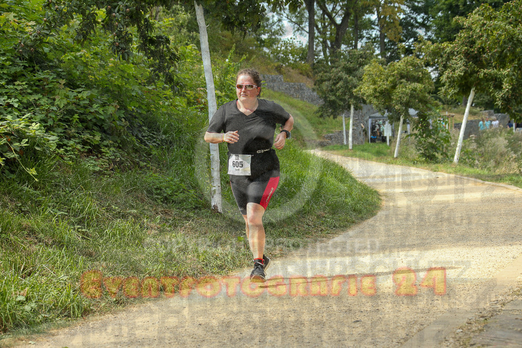 250824_1513_EX1_8690 | Sportfotografie im Rhein-Sieg Kreis, Köln, Bonn, NRW, Rheinland Pfalz, Hessen, etc. Unser Tätigkeitsfeld umfasst den Laufsport vom Volkslauf über den Marathon, Duathlon, Triathon bis zum Ultralauf wie Kölnpfad Ultra oder Schindertrail.