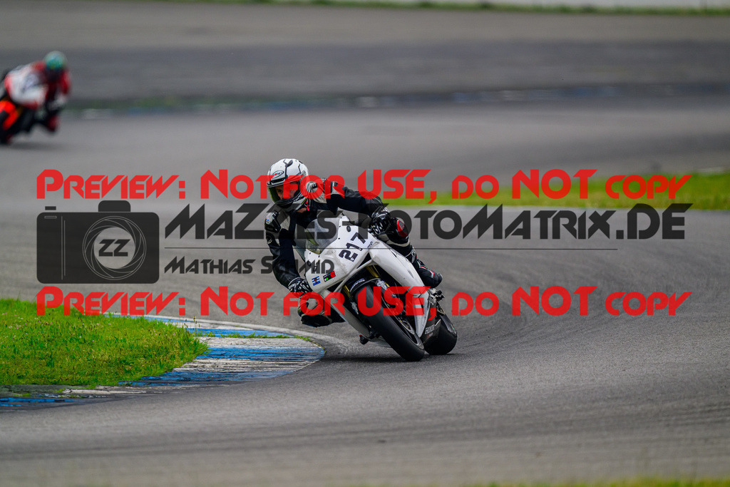 MaZZes_FotoMatrix_240521_6007705_3470 | ROT