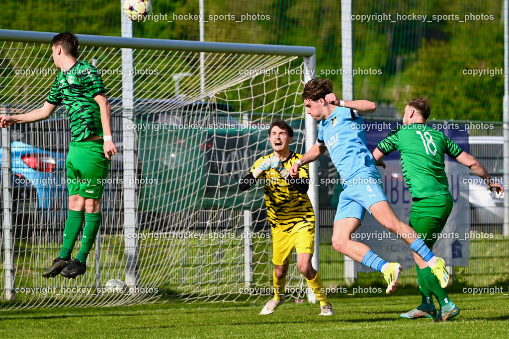 SC Landskron vs. SVG Bleiburg | #5 Lukas Anton Kofler SC Landskron, #4 Raphael Huber SVG Bleiburg, #22 Alexander Jürgen Pöschl SC Landskron, #18 Alexander Reichmann SC Landskron, SC Landskron vs. SVG Bleiburg, SC Landskron vs. SVG Bleiburg am 28.04.2024 in Villach (Sportzentrum Landskron), Austria, (Photo by Bernd Stefan)