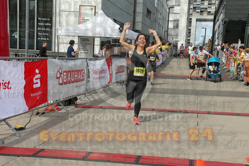 250920_1336_EX1_5777 | Sportfotografie im Rhein-Sieg Kreis, Köln, Bonn, NRW, Rheinland Pfalz, Hessen, etc. Unser Tätigkeitsfeld umfasst den Laufsport vom Volkslauf über den Marathon, Duathlon, Triathon bis zum Ultralauf wie Kölnpfad Ultra oder Schindertrail.