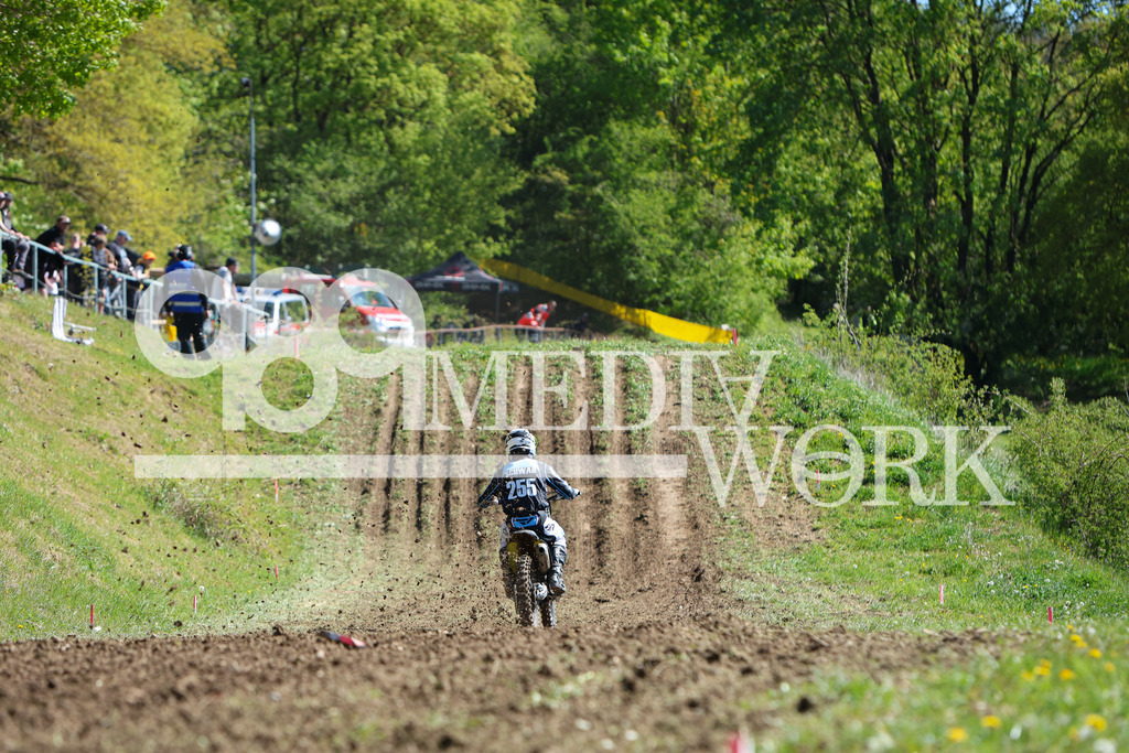 5E6A6063 | 989 MEDIAWORK