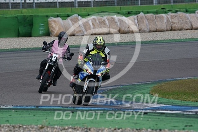 2023_04_24_PBK_14460 | Sportfotografie; SlowMotion; Video; Rennstrecke; Hafeneger; Speer; Racing; RSE; BMW; CBO; Trackday; Motorsportarena; Hockenheimring; Brno; Most; Barcelona; Valencia