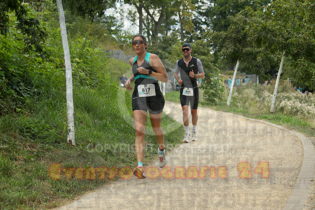250824_1423_EX1_6039 | Sportfotografie im Rhein-Sieg Kreis, Köln, Bonn, NRW, Rheinland Pfalz, Hessen, etc. Unser Tätigkeitsfeld umfasst den Laufsport vom Volkslauf über den Marathon, Duathlon, Triathon bis zum Ultralauf wie Kölnpfad Ultra oder Schindertrail.