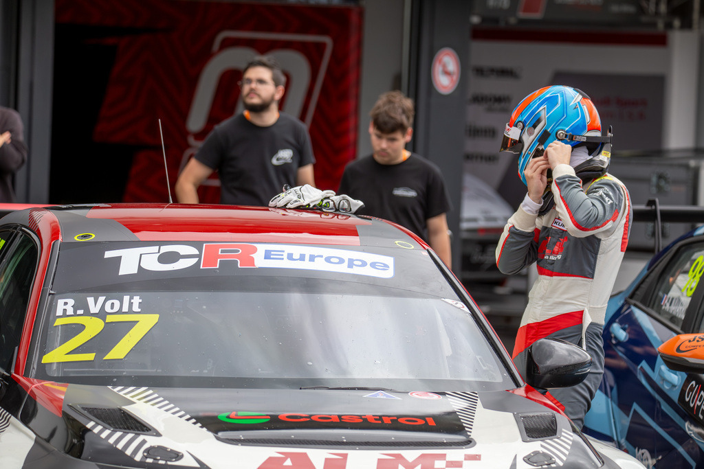 TCR Europa, Freies Training am Hockenheimring (Deutschland)***Ruben Volt (Estland) | TCR Europa, Freies Training am Hockenheimring (Deutschland)***Ruben Volt (Estland) - Realisiert mit Pictrs.com