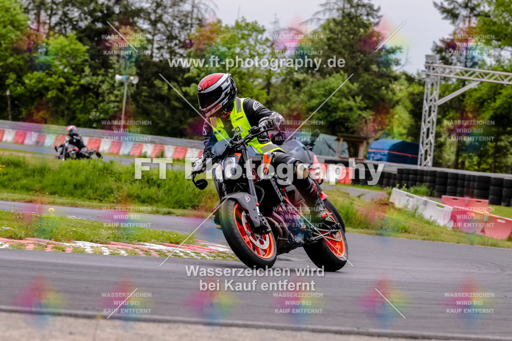 MotoTeamVBK-20633 | Hier findet Ihr Bilder von Touristenfahrten auf der Nürburgring Nordschleife oder von anderen Veranstaltungen die ich besucht habe. Viel Spass beim Durch Schauen 