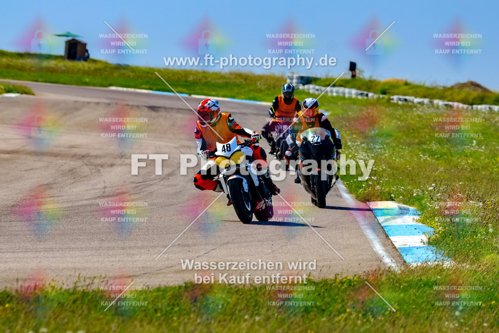 048-3910 | Hier findet Ihr Bilder von Touristenfahrten auf der Nürburgring Nordschleife oder von anderen Veranstaltungen die ich besucht habe. Viel Spass beim Durch Schauen 