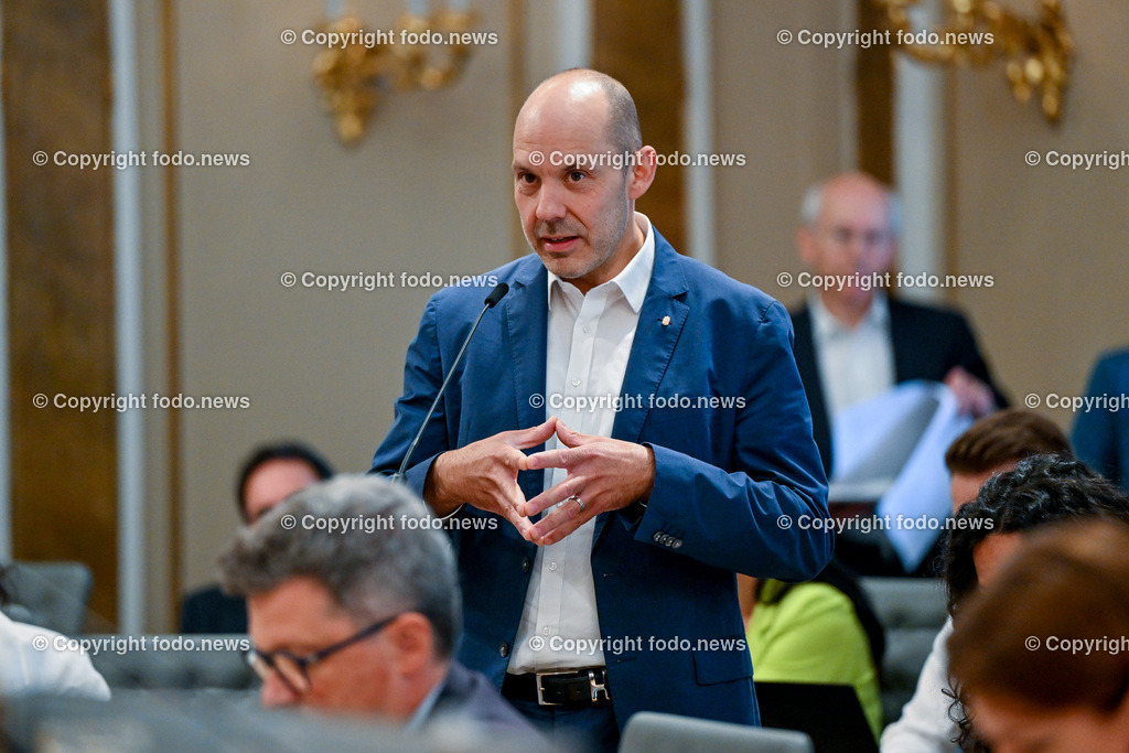 Landhaus Linz_ Promenade_ Landtagssitzung_ 13.06.2024-64 | 13.04.2024, Landhaus Linz AUT, Promenade, Landtagssitzung, im Bild Rudi Hemetsberger (Die Gruenen, LAbg., Bgm. Attersee)