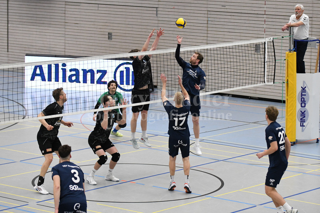 TSV Deggendorf : VC Eitting 09 | Johannes Schwarz (Zuspieler/ Außenangreifer) - Realisiert mit Pictrs.com