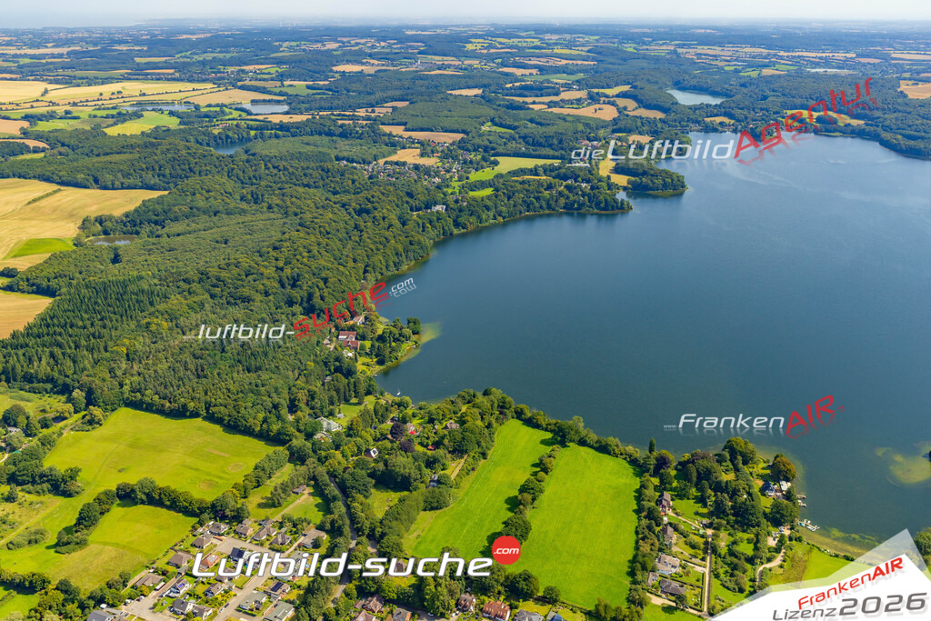 Luftbild der Stadt Malente - Das Luftbild wurde 2025 vom UL-Flugzeug heraus erstellt ( keine Drohnenaufnahme ) - Hochauflösende Luftaufnahme - für Wandbilder und großformatige Ausdrucke geeignet. Das besondere Geschenk!Hier alle&nbsp;Infos zur Lizenzierung der LuftaufnahmeWir fliegen auch dieses Jahr wieder in Ihre Region um Luftbilder zu erstellen.- Luftbild anfragen
