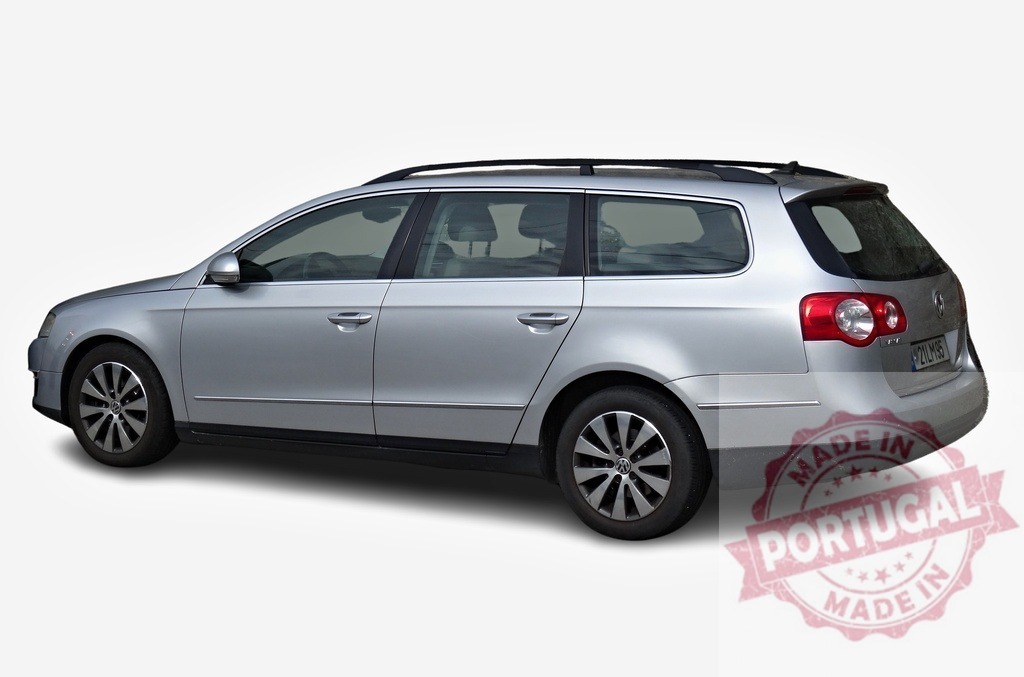Silver Volkswagen Passat Variant Station Wagon Parked on White Background | Modern silver Volkswagen Passat station wagon isolated on white background - Realisiert mit Pictrs.com