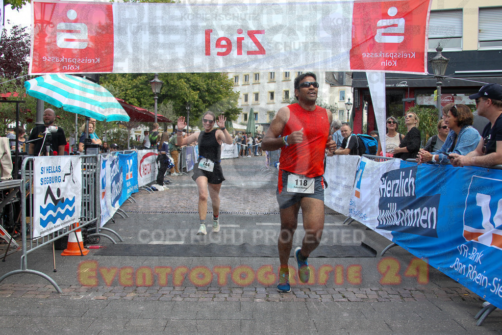 250824_1253_EV4_9612 | Sportfotografie im Rhein-Sieg Kreis, Köln, Bonn, NRW, Rheinland Pfalz, Hessen, etc. Unser Tätigkeitsfeld umfasst den Laufsport vom Volkslauf über den Marathon, Duathlon, Triathon bis zum Ultralauf wie Kölnpfad Ultra oder Schindertrail.