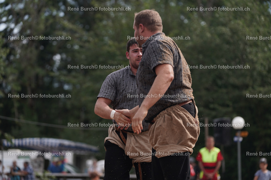 DSC09521-2 | René Burch leidenschaftlicher Fotograf aus Kerns in Obwalden.  Hier finden sie Sport, Landschaft und Natur Fotografie.
 - Realisiert mit Pictrs.com