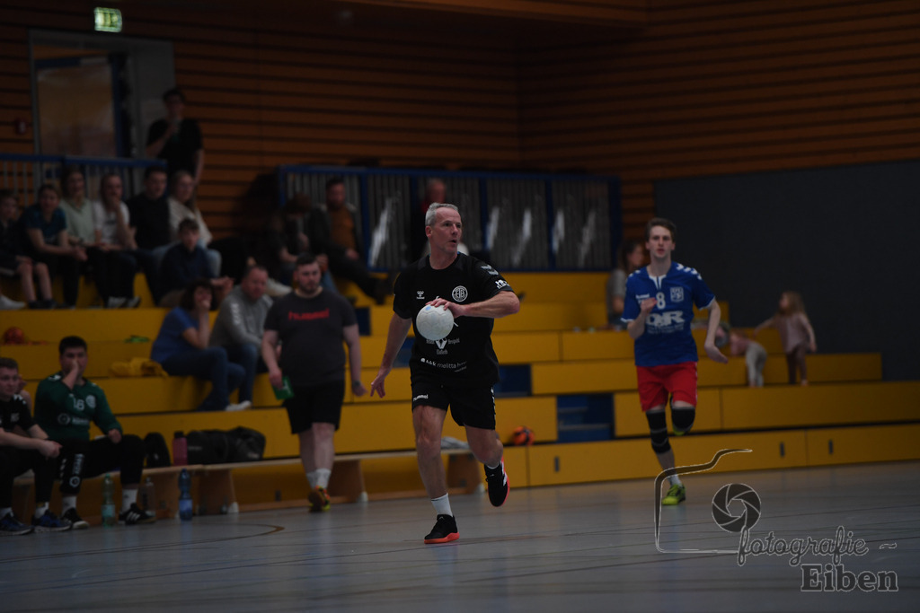 VFL Rastede-Elsflether TB 2 | VFL Rastede (blau)-Elsflether TB 2 (schwarz) am 06.04.2024 in Rastede (Sporthalle Feldbreite), Deutschland, Photo: Philip Eiben 2024 - Realisiert mit Pictrs.com