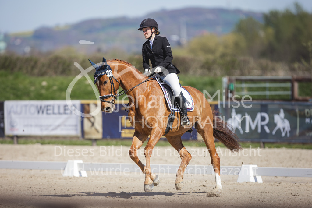 220418_L-Dressur-268 | Frühlingsfest der Pferde
Herford
18.April 2022
Dressurprfg. Kl.L* - Tr. L2ausw. geschlossen