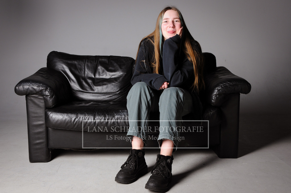 Maja und Maja Shooting 16.01.23-34 | lanaschraderfotografie - Realisiert mit Pictrs.com