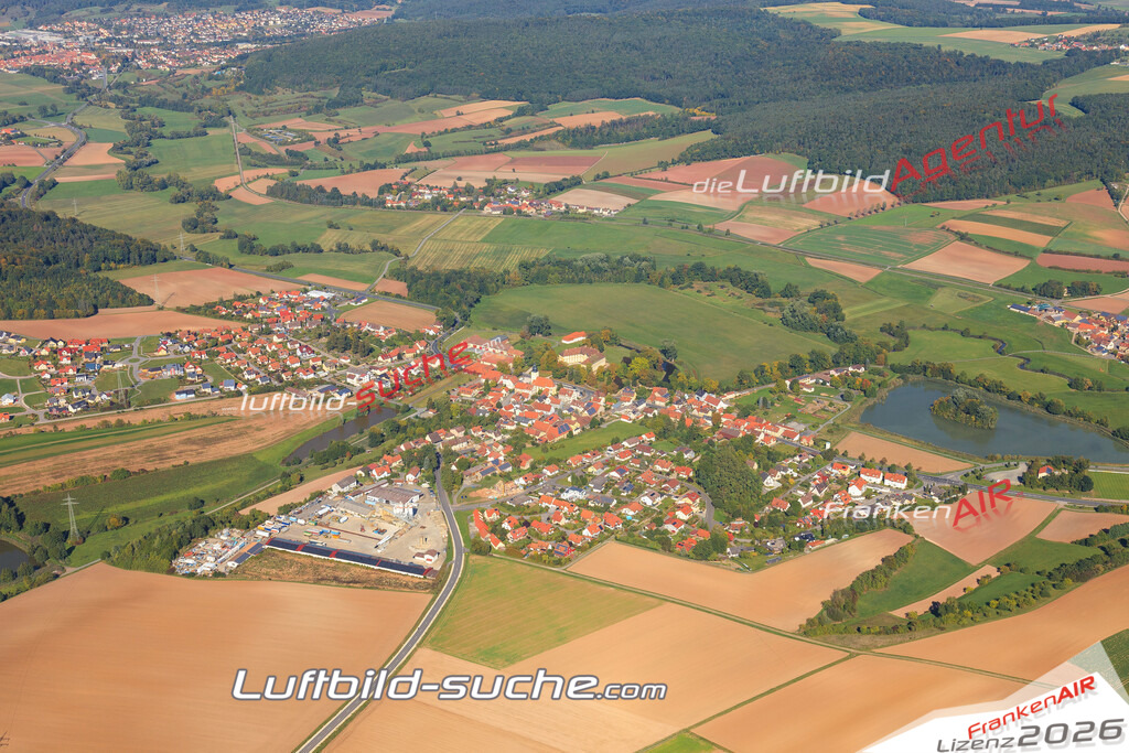 Luftbild von  Rentweinsdorf - Luftaufnahme wurde 2015 von https://frankenair.de mittels Flugzeug (keine Drohne) erstellt - die Geschenkidee