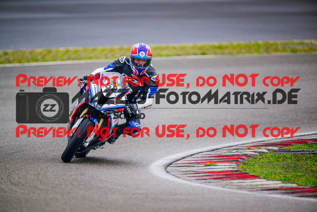 MaZZes_FotoMatrix_240519_6007705_6959 | Fotograf Mathias Schmid
Sportfotograf,
Eventfotograf,
Hochzeitsfotograf,
Portraitfotograf