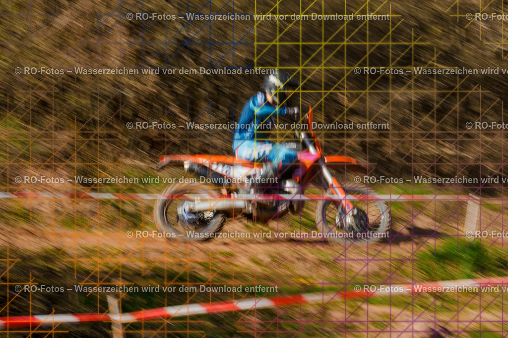3 Lauf Mernes-430 | Sportfotografie von RO-Fotos: Motorsport, Motocross, Enduro, Laufveranstaltungen und Triathlon. Professionelle Fotos von Sportlern und Events. - Realisiert mit Pictrs.com