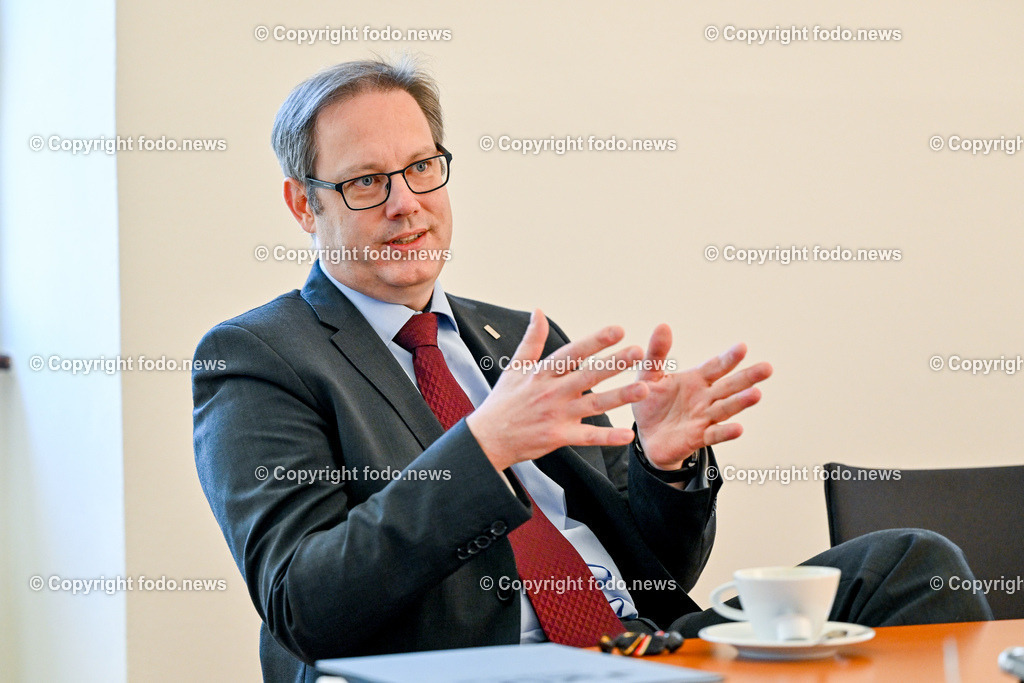 Stefan Koch (Rektor Johannes Kepler Universitaet Linz_ JKU)_ 27.09.2023-6 | 27.09.2023, Johannes Kepler Universitaet Linz, AUT, Stefan Koch, im Bild Stefan Koch (Rektor Johannes Kepler Universitaet Linz, JKU)