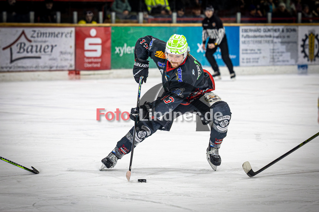 Peißenberg MINERS gegen EC Pfaffenhofen | Eishockey Bayernliga 2025/26 Vorrunde 25. Spieltag, Peißenberg MINERS gegen EC Pfaffenhofen, 20260109,Weiland PARRISH (MINERS 13) in Aktion,2026-01-09 in Peißenberg (flatbuy Arena Peißenberg), Weiland PARRISH (MINERS 13)Copyright: WolfgangxLindner www.foto-lindner.de