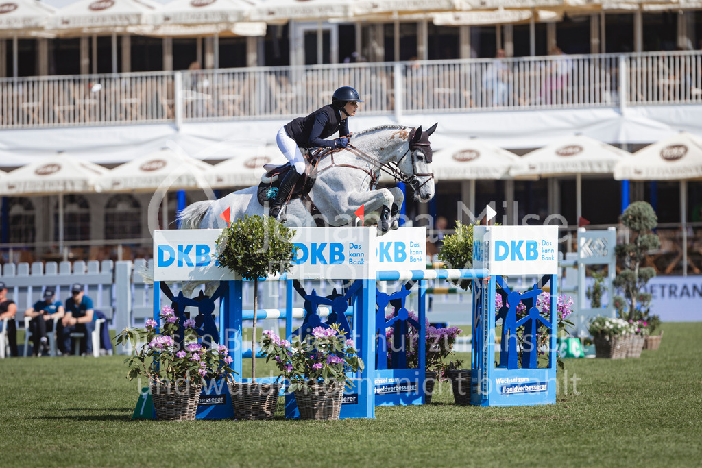 240510_Hamburg_YoungsterTour7y-123 | Deine schönsten Turniermomente als professionelle Fotos! Entdecke hochwertige Pferdesport-Fotografie im Online-Shop. Jetzt Fotos finden & bestellen!