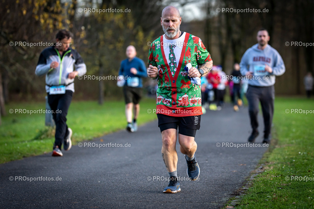 Bonner Nikolauslauf in Bonn, 08.12.2024 | Impressionen vom Bonner Nikolauslauf am 08.12.2024 in Bonn (Freizeitpark Rheinaue). Foto: BEAUTIFUL SPORTS/Axel Kohring