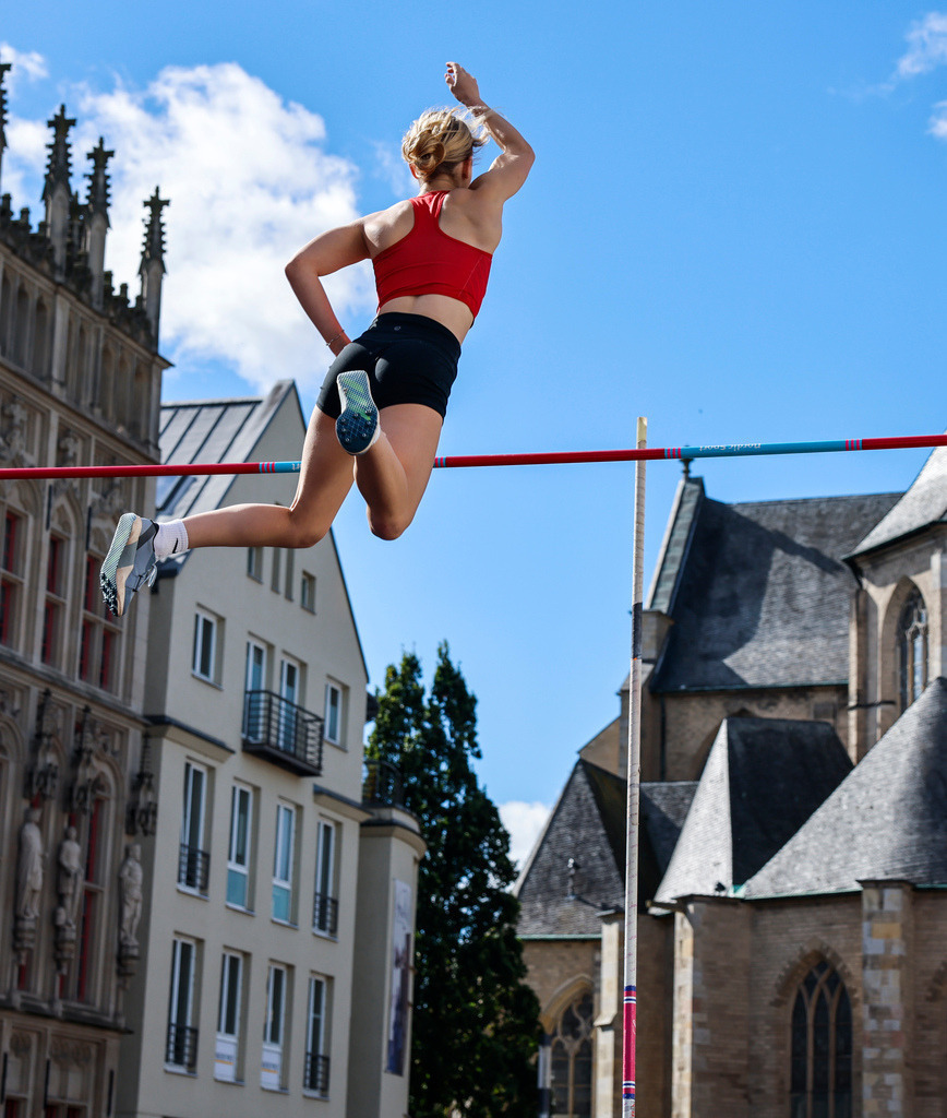 top-top.de 240913-003 | Foto, Video, Fotografie, Videografie, Fotobox, DJ, Discjockey, Musik, Musikbox, Veranstaltung, Photobooth, Amazon, Ebay, Buchtipp, Bestseller, Autor, Verlag, Buch, Wesel, Hamminkeln, NRW, Dinslaken, Rees, Drohne, Hochzeit, Party, Fotobox, Wesel, Fotograf