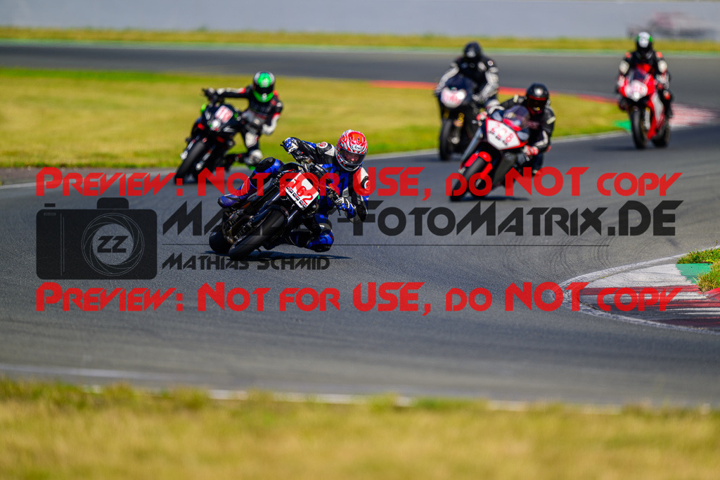 MaZZes_FotoMatrix_240725_6007705_9554 | ROT