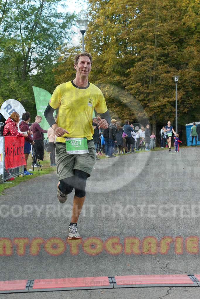 220925_1346_EX1_1933 | Sportfotografie im Rhein-Sieg Kreis, Köln, Bonn, NRW, Rheinland Pfalz, Hessen, etc. Unser Tätigkeitsfeld umfasst den Laufsport vom Volkslauf über den Marathon, Duathlon, Triathon bis zum Ultralauf wie Kölnpfad Ultra oder Schindertrail.