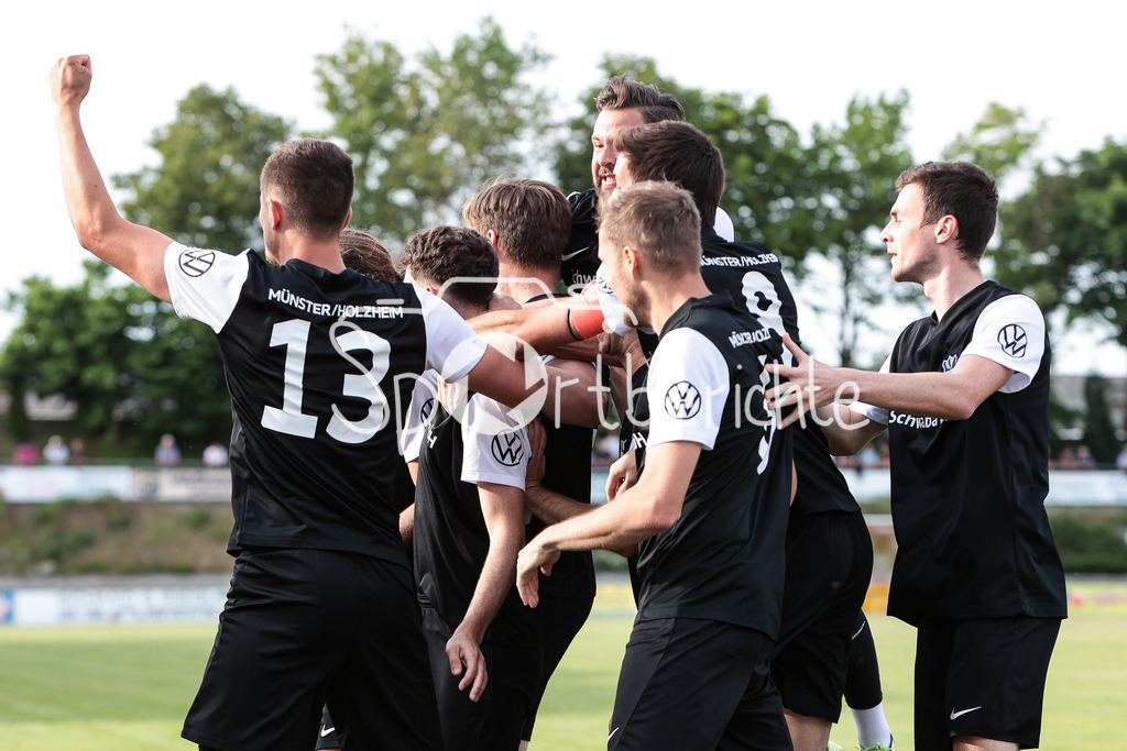SG Münster/Holzheim - TSV Inchenhofen | Jubel nach 1-0 durch Münster #10