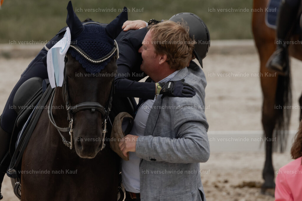 WE_DR_Stoib_siegerehrung_PI2025_603 | Pferd International München 2025