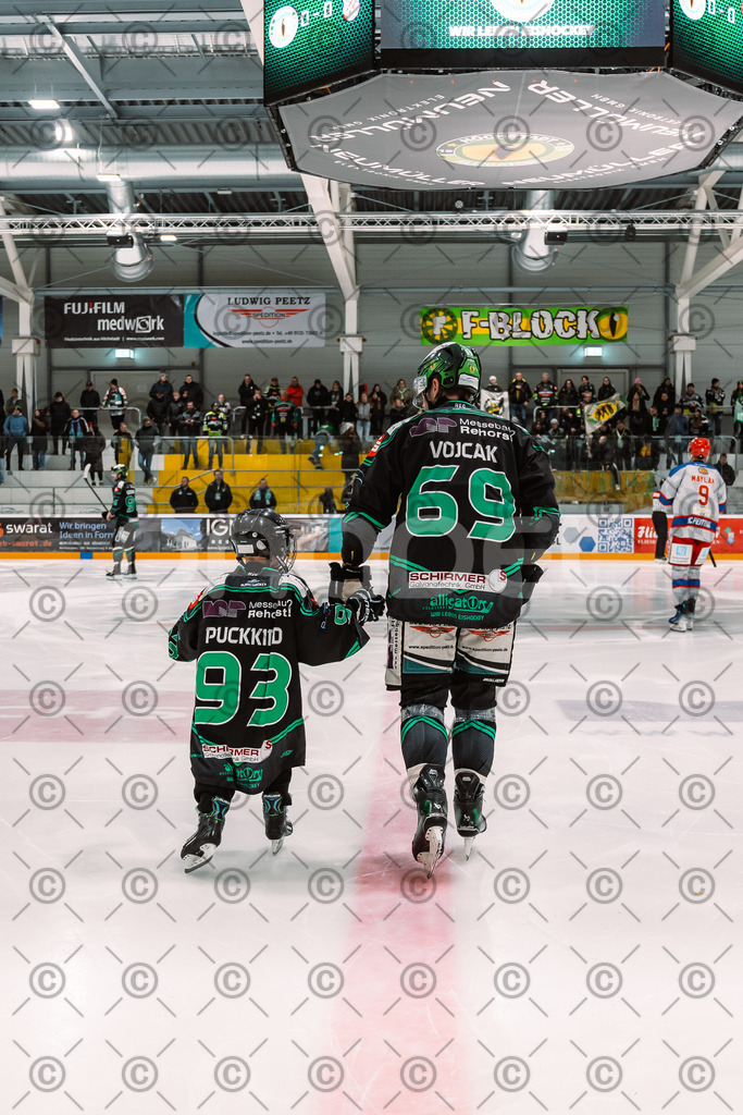 Alligators_vs_Peiting_25_11_2025-17 | Höchstadt Alligators Fotogalerie: Eishockey-Action aus Franken. Professionelle Spielfotos, Portraits & Stadionbilder zum Download. Jetzt entdecken! - Realisiert mit Pictrs.com