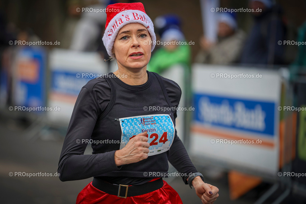 6. Bonner Nikolauslauf; Bonn, 14.12.2025 | Impressionen vom 6. Bonner Nikolauslauf am 14.12.2025 in Bonn (Nordrhein-Westfalen). 
