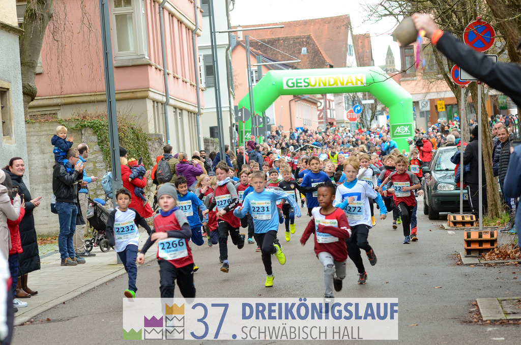 AOK JuniorCup 400m | 3Koenigslauf 2023 - Realisiert mit Pictrs.com