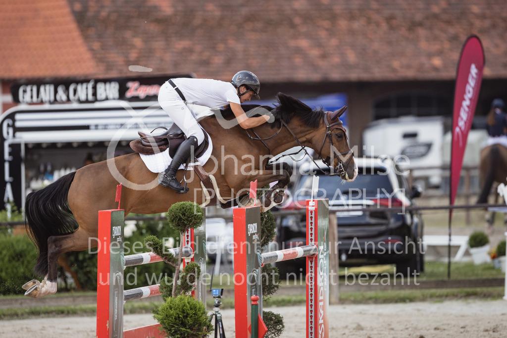 230624_PfSpTa_YoungsterM2-876 | Deine schönsten Turniermomente als professionelle Fotos! Entdecke hochwertige Pferdesport-Fotografie im Online-Shop. Jetzt Fotos finden & bestellen!